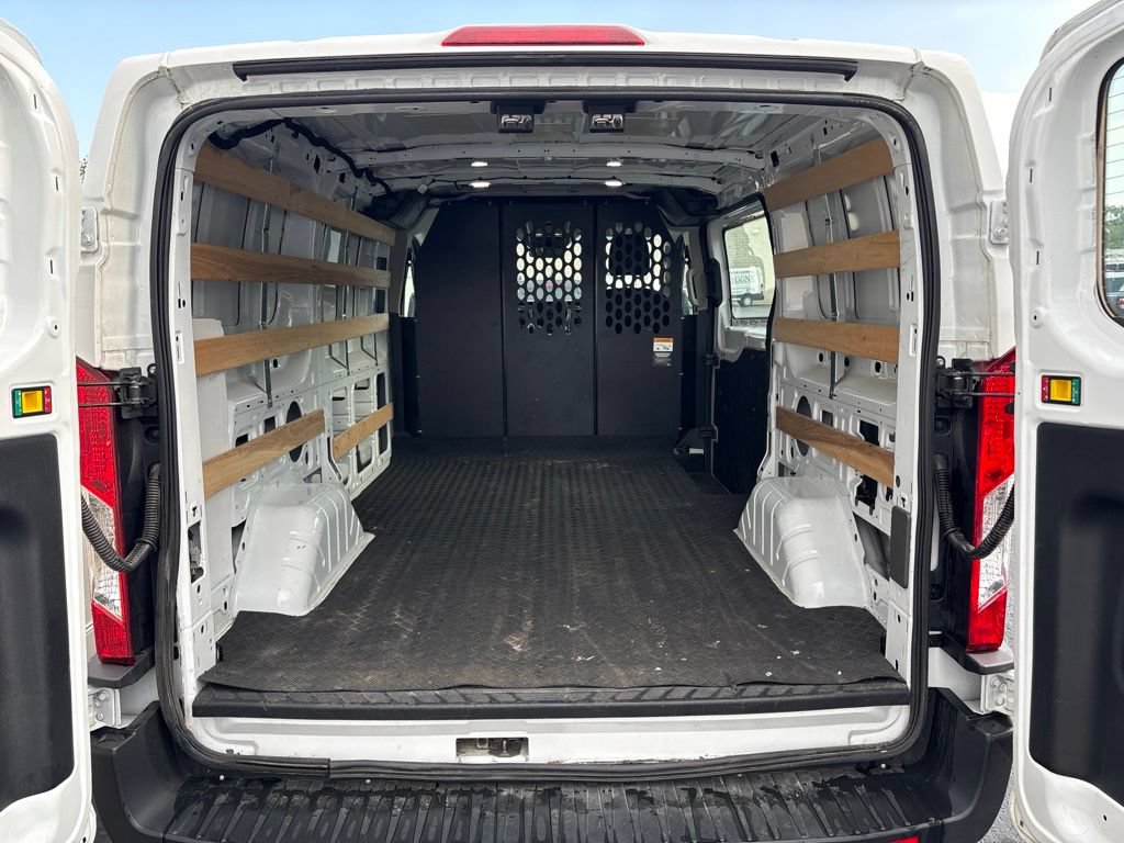 Used 2025 Ford Transit 250 Low Roof w/ Exterior Upgrade Package RWD image 5