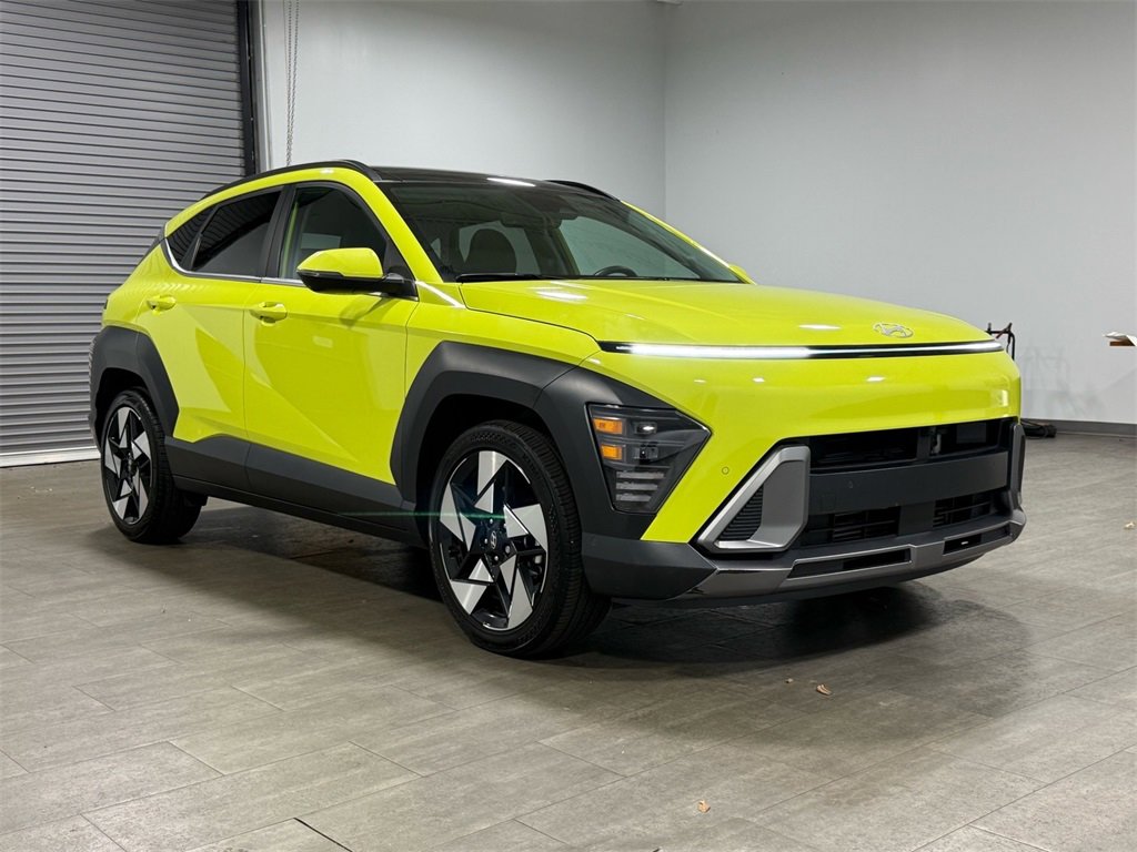 Used 2024 Hyundai Kona Limited image 2