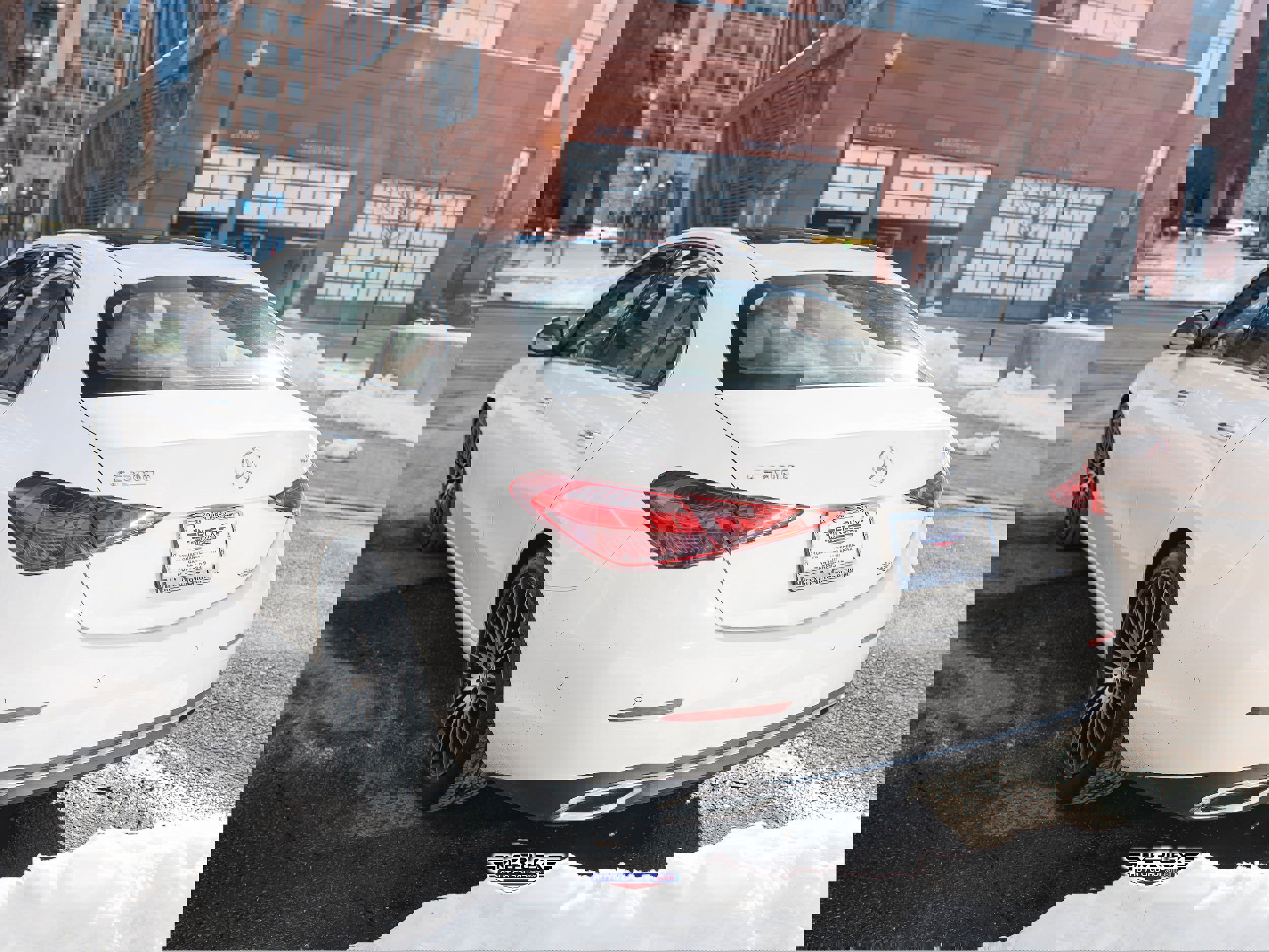 Used 2022 Mercedes-Benz C 300 4MATIC Sedan w/ Exclusive Trim Package image 5