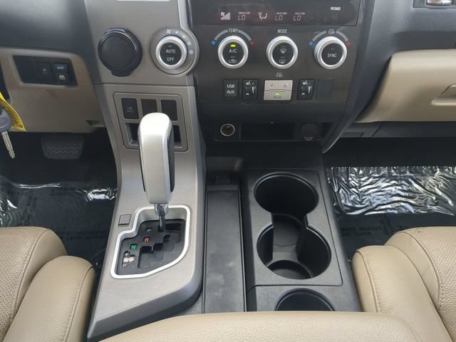 Used 2017 Toyota Sequoia Limited w/ Safety & Convenience Package RWD image 20
