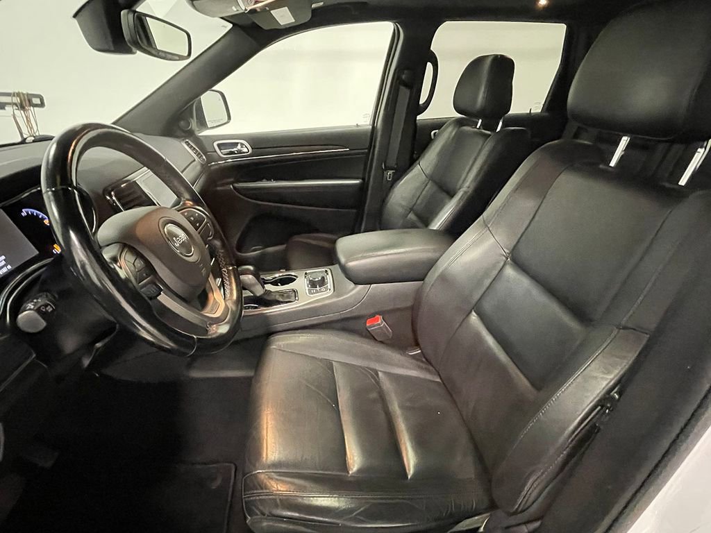 Used 2021 Jeep Grand Cherokee Limited image 3