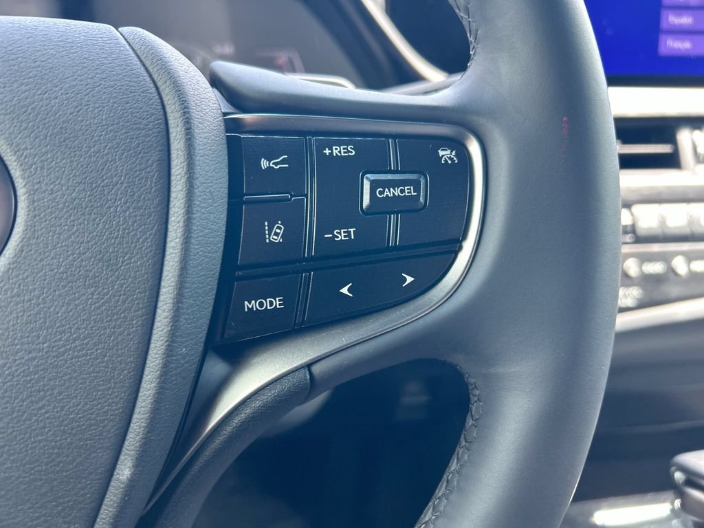 Used 2023 Lexus ES 350 w/ Accessory Package (Z2) FWD image 25