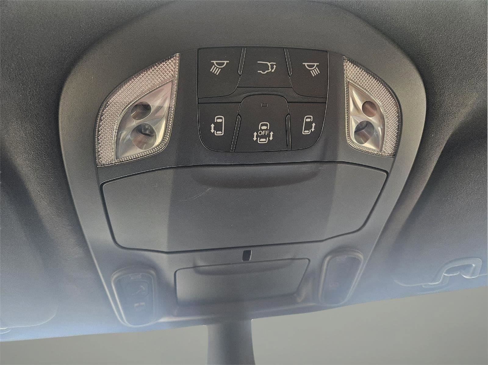 Used 2025 Chrysler Pacifica Pinnacle image 65