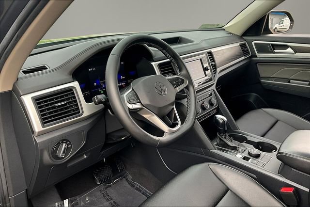 Used 2023 Volkswagen Atlas SE AWD/4WD image 17