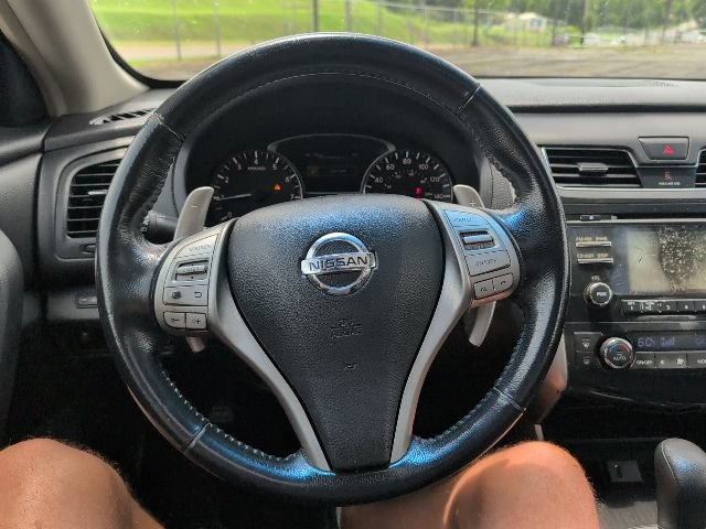 Used 2013 Nissan Altima 3.5 SV FWD image 19