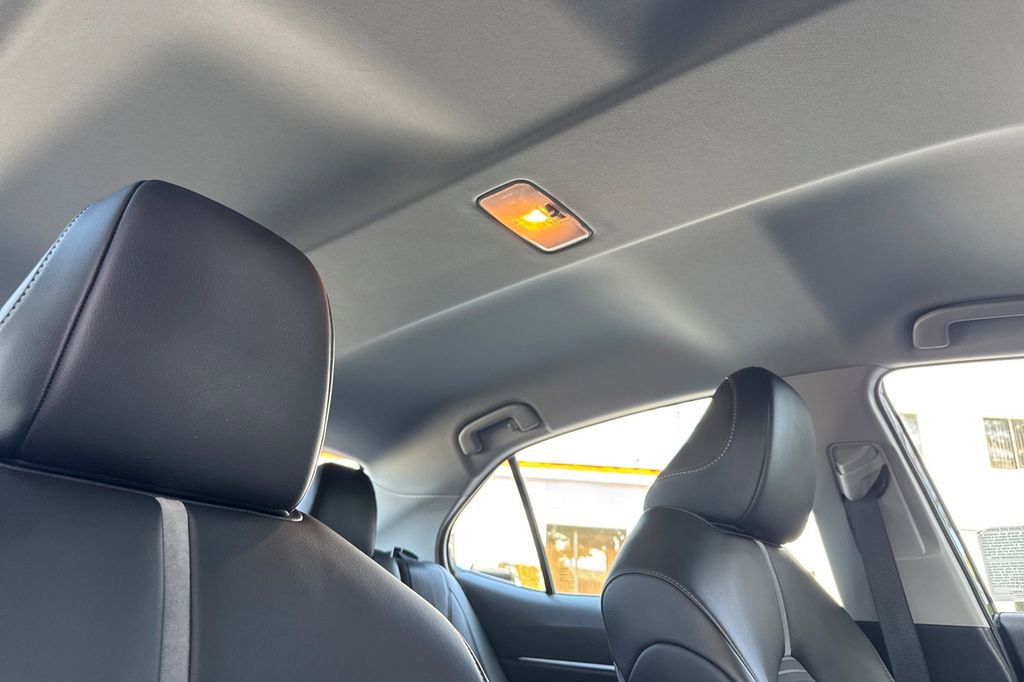 Certified 2023 Toyota Camry SE w/ Blackout Package (TMS) image 15