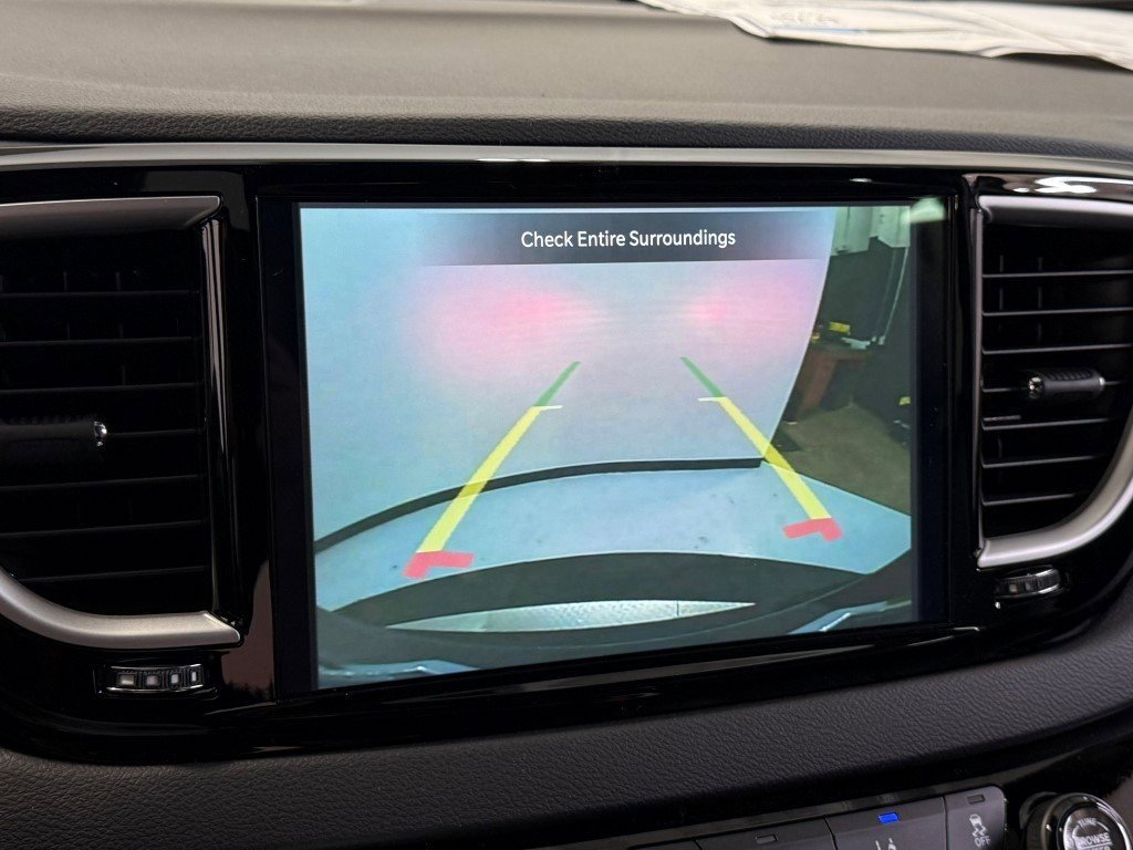 New 2026 Chrysler Voyager LX image 20