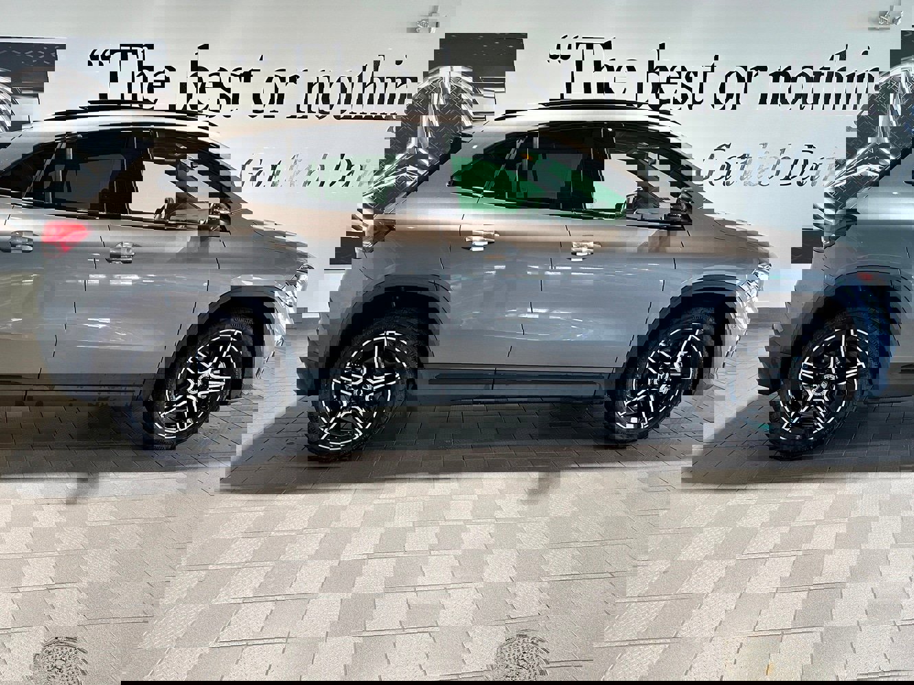 Used 2022 Mercedes-Benz GLA 250 4MATIC image 3