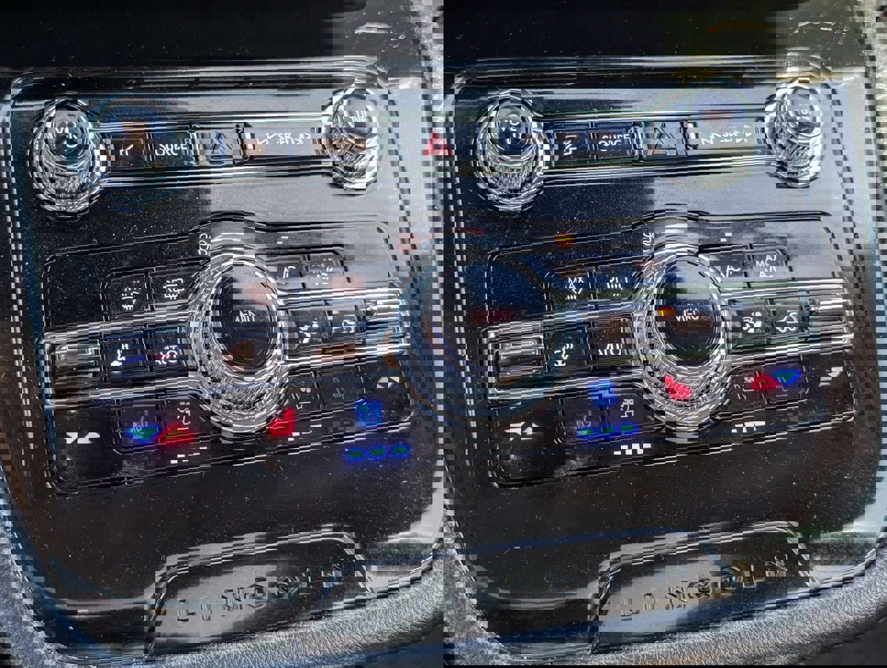 Used 2022 Lincoln Corsair Grand Touring w/ Elements Technology Bundle image 10