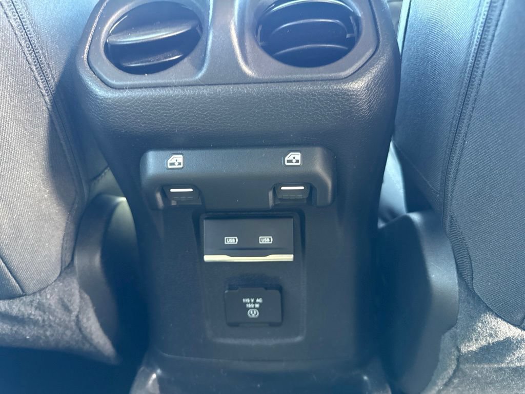 Used 2023 Jeep Wrangler Unlimited w/ Sun & Screen Package AWD/4WD image 13