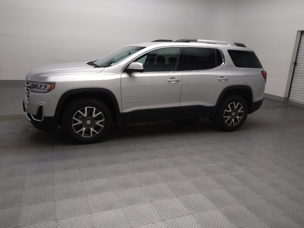 Used 2020 GMC Acadia SLE w/ Driver Convenience Package FWD image 2