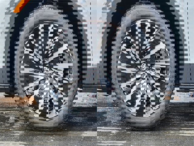 New 2026 Volkswagen ID.4 Pro image 10