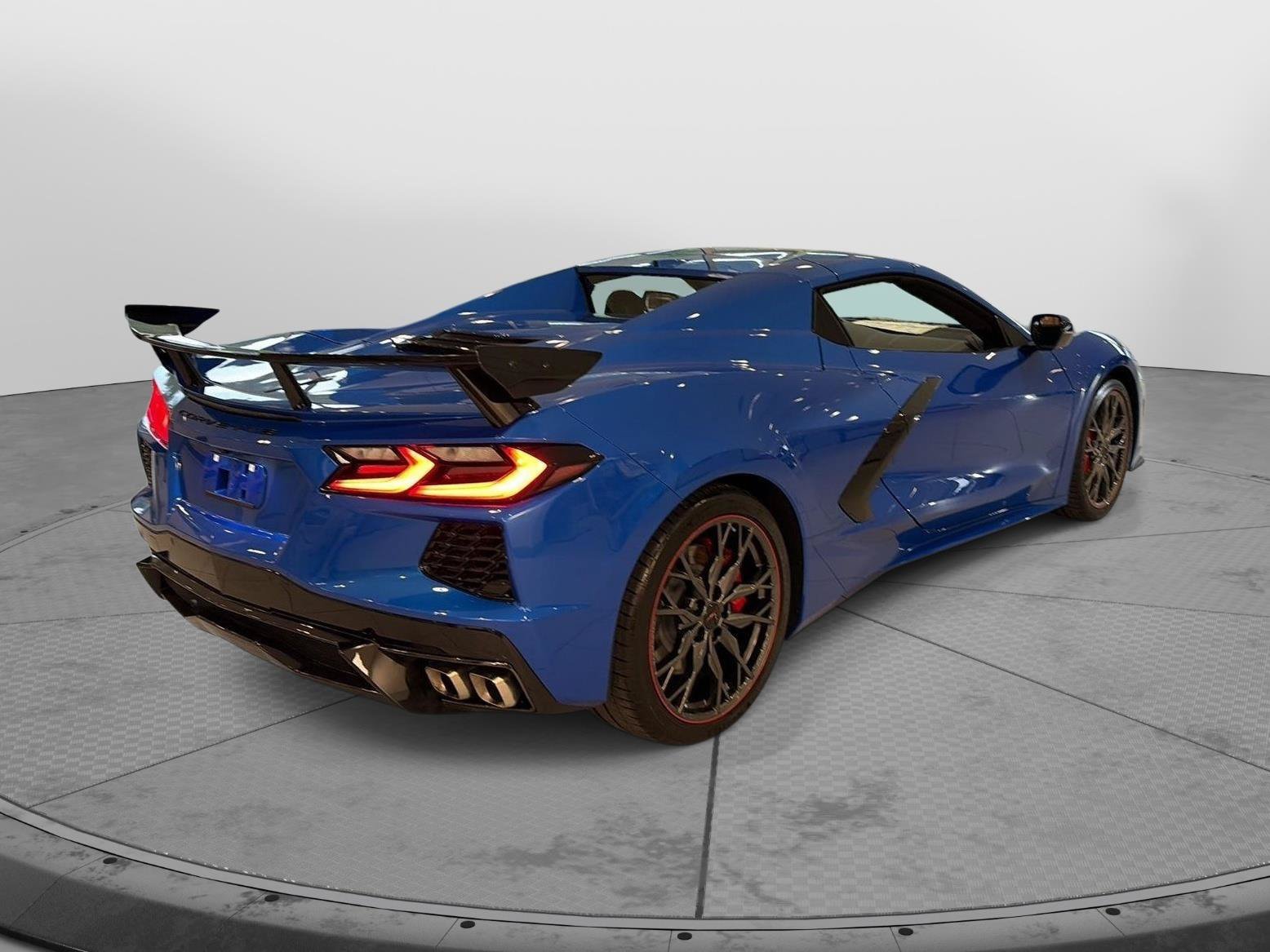 New 2026 Chevrolet Corvette Stingray Convertible w/ Z51 Performance Package RWD image 8