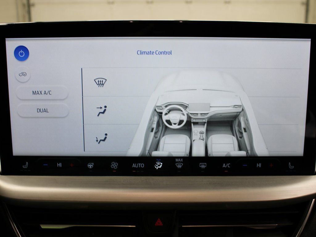 Used 2024 Ford Escape Platinum image 25