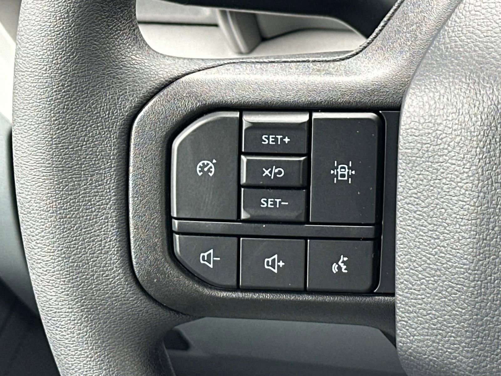 New 2024 Ford F550 4x4 Crew Cab Super Duty image 13