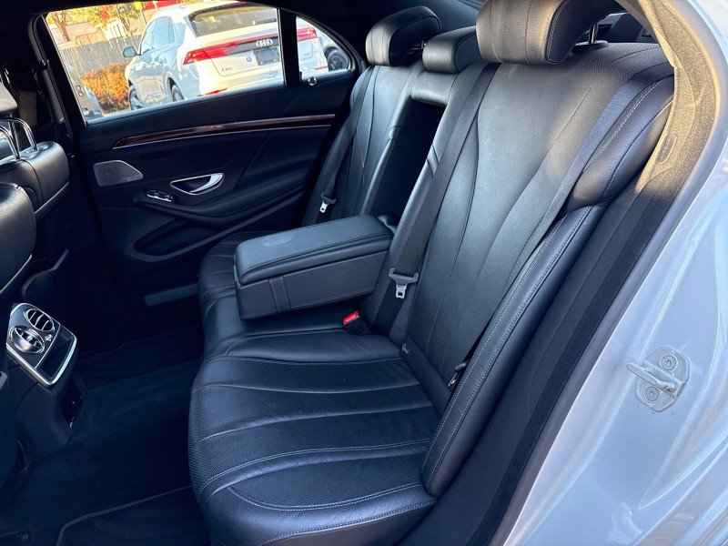 Used 2015 Mercedes-Benz S 550 4MATIC Sedan image 37