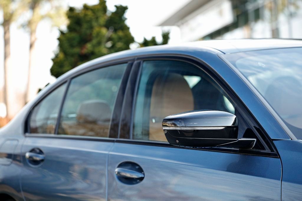 New 2026 BMW 330i Sedan w/ M Sport Package image 3