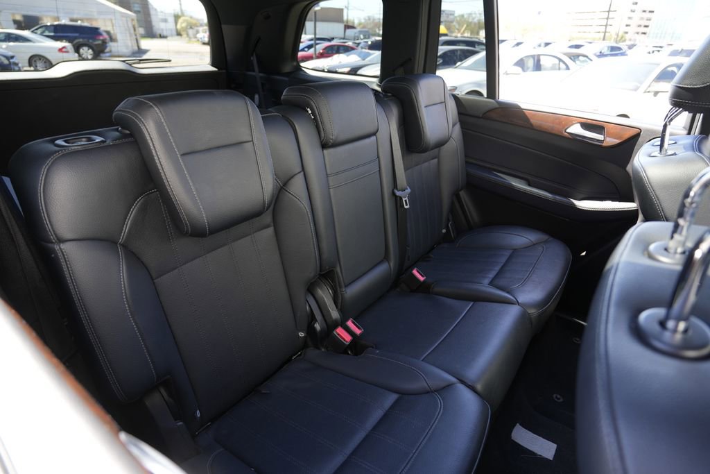 Used 2019 Mercedes-Benz GLS 450 4MATIC image 31