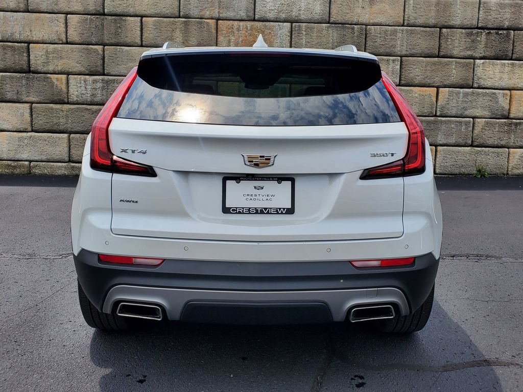 Used 2023 Cadillac XT4 Premium Luxury w/ Cold Weather Package AWD/4WD image 4