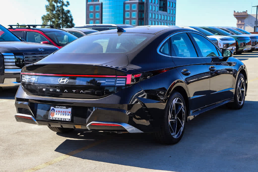 New 2026 Hyundai Sonata SEL FWD image 7