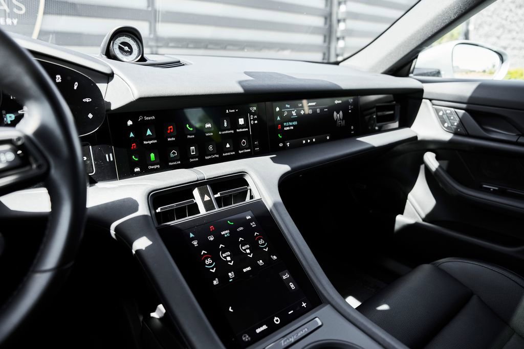 Used 2022 Porsche Taycan 4 Cross Turismo image 62