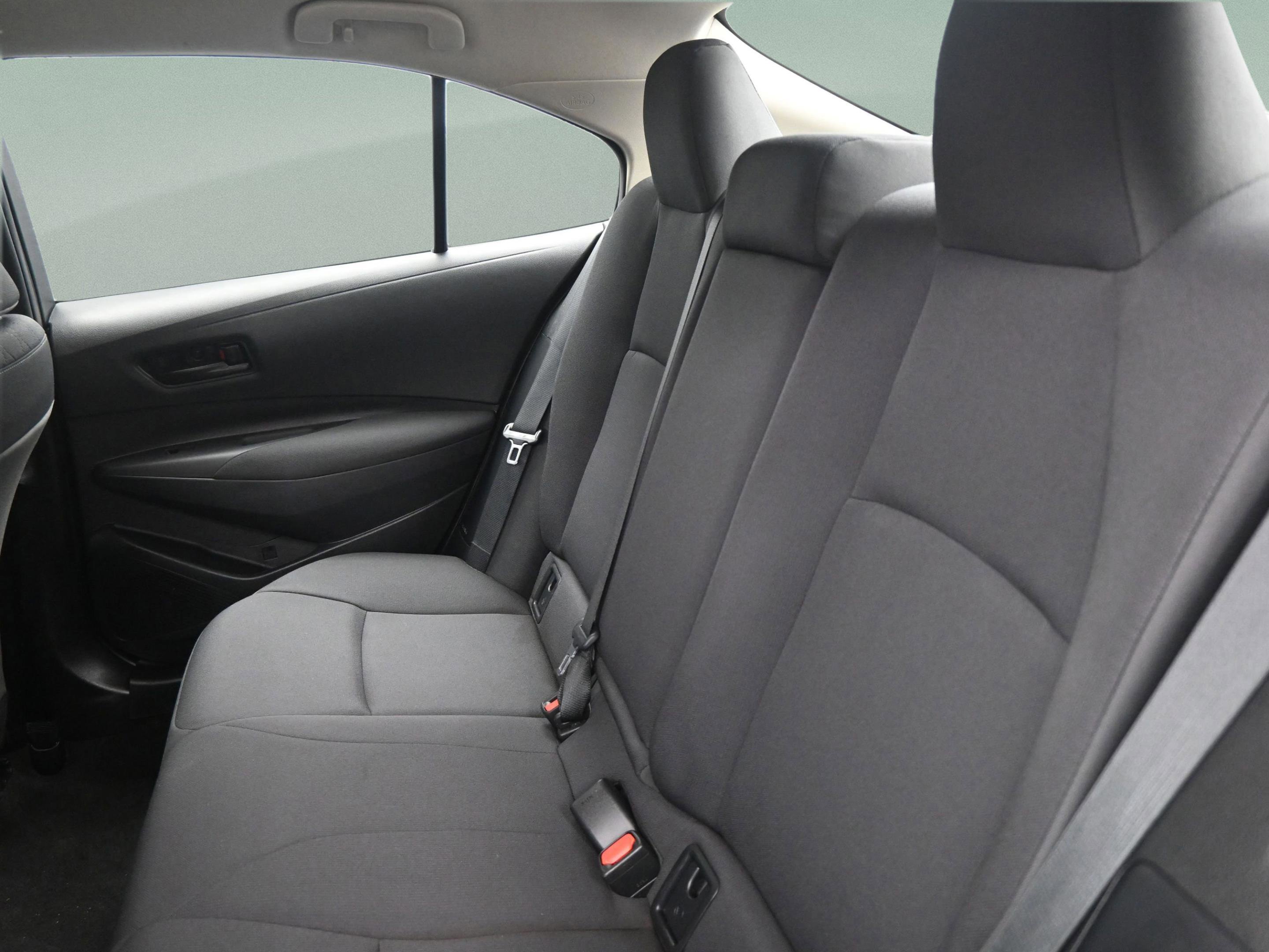 Certified 2024 Toyota Corolla LE image 34