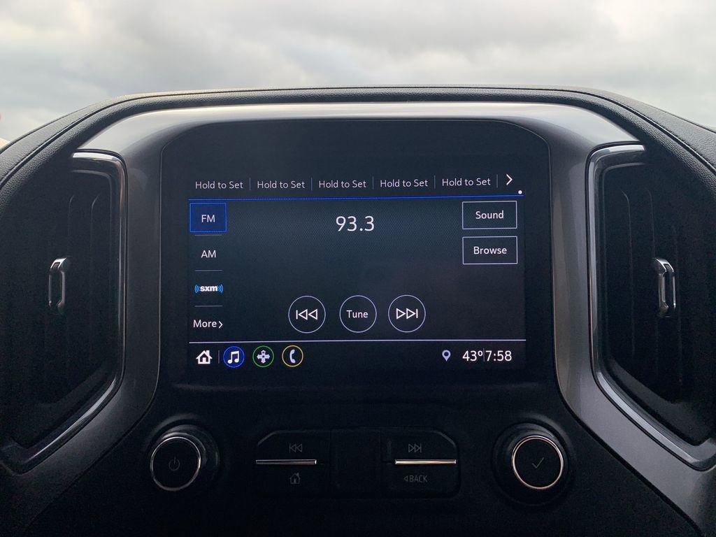 Used 2021 Chevrolet Silverado 1500 LT Trail Boss w/ Bed Protection Package image 12