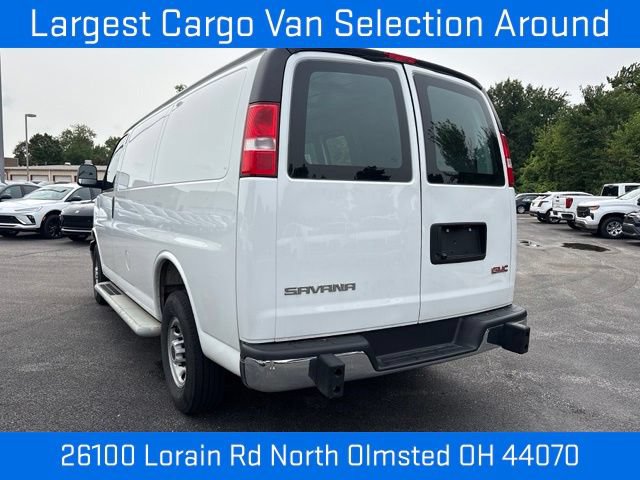Used 2025 GMC Savana 2500 w/ Driver Convenience Package RWD image 3