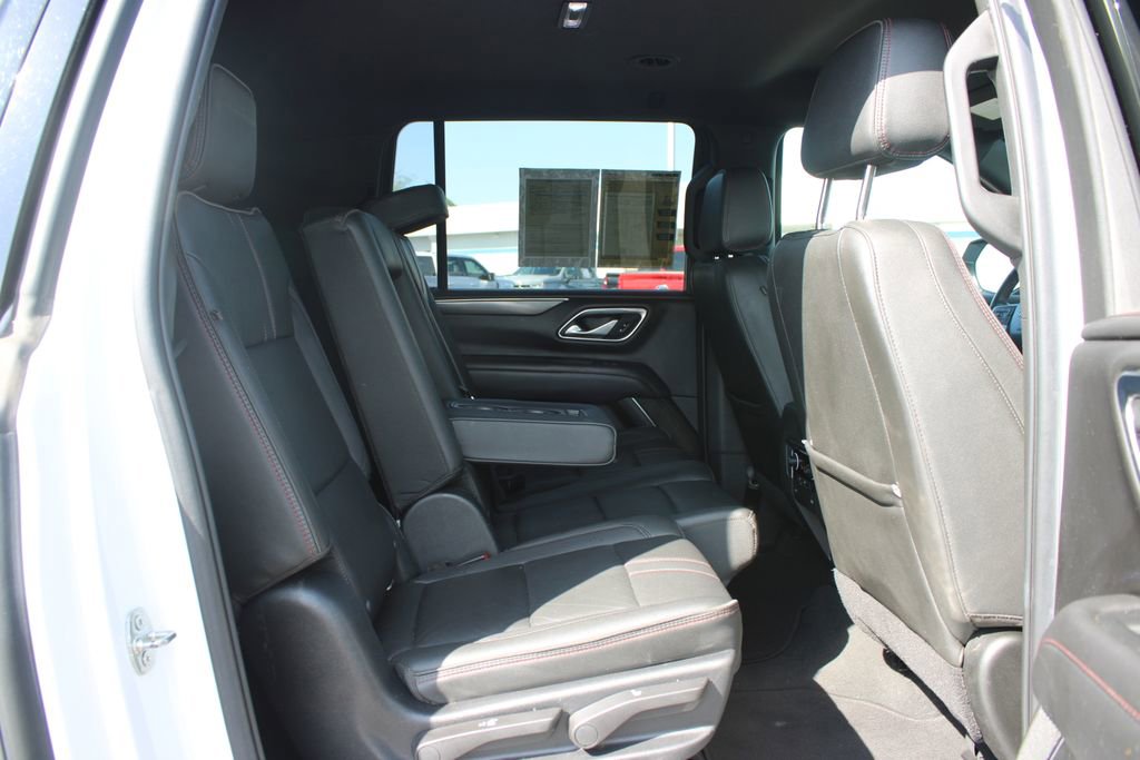 Used 2021 Chevrolet Suburban RST image 34