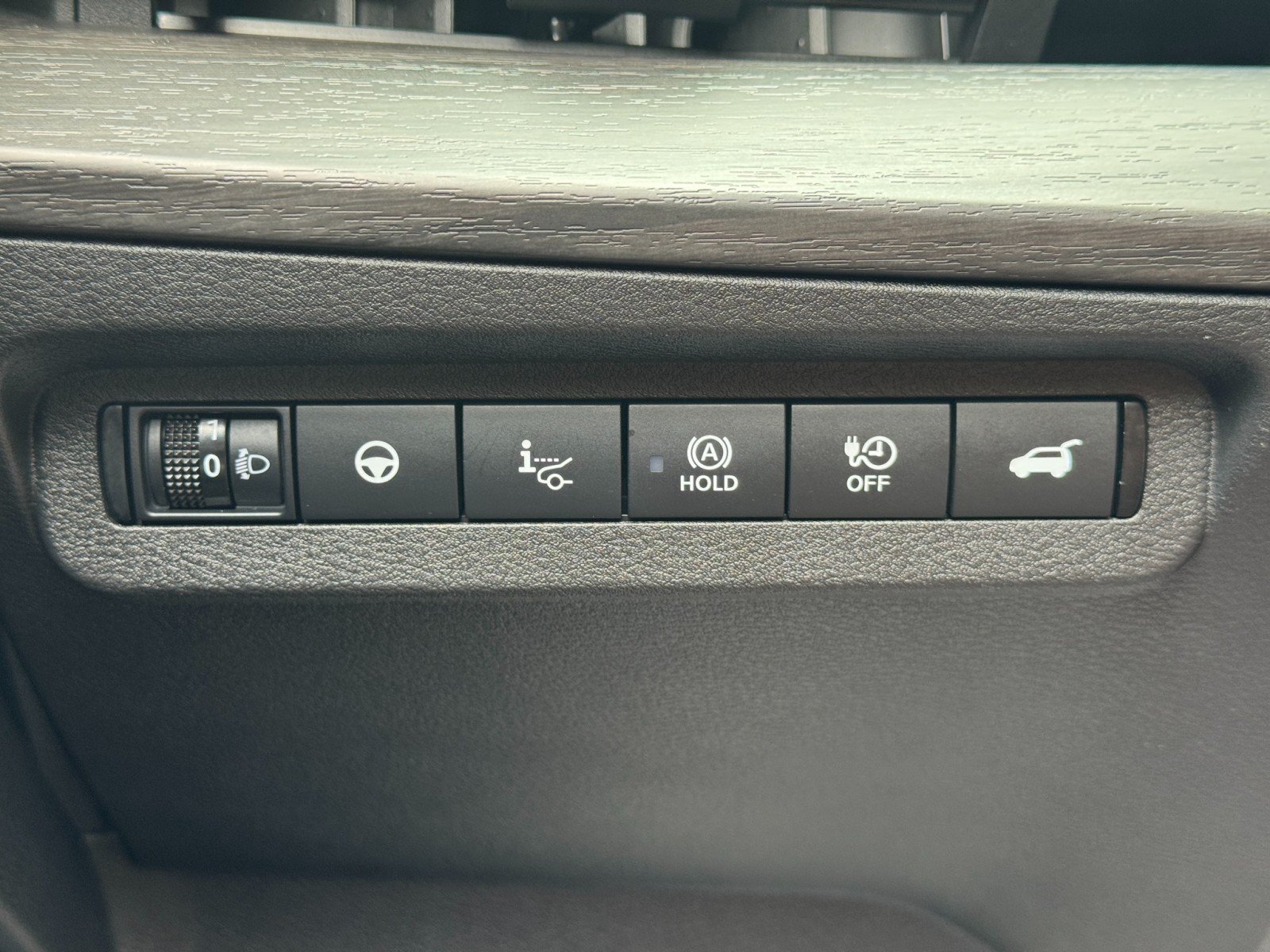 Used 2025 Nissan Ariya FWD image 17