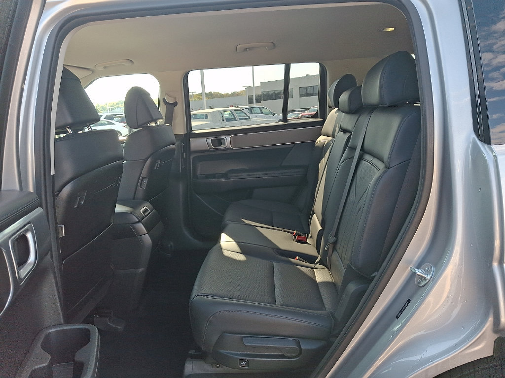Used 2026 Hyundai Santa Fe SEL AWD/4WD image 10