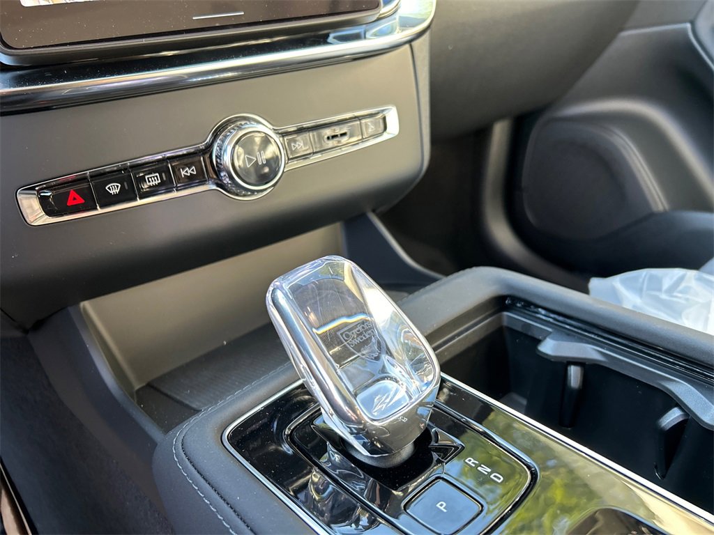 New 2026 Volvo XC90 B6 Ultra image 18