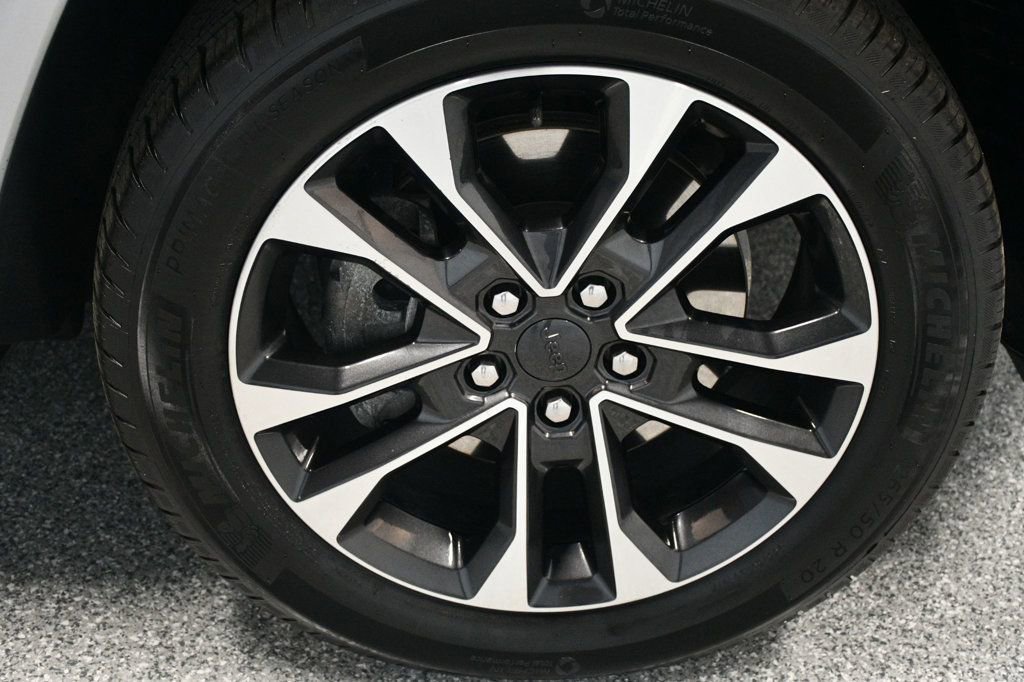 Used 2021 Jeep Grand Cherokee L Overland w/ Luxury Tech Group IV image 22