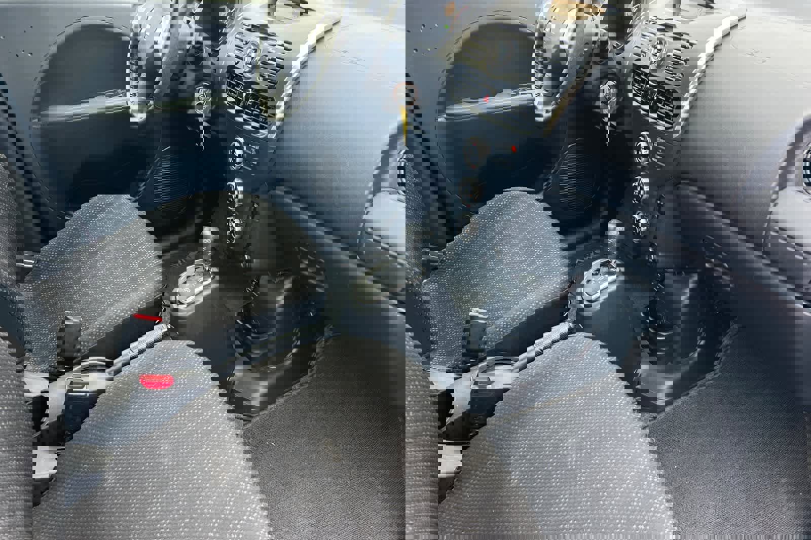 Used 2016 Mitsubishi i ES image 17