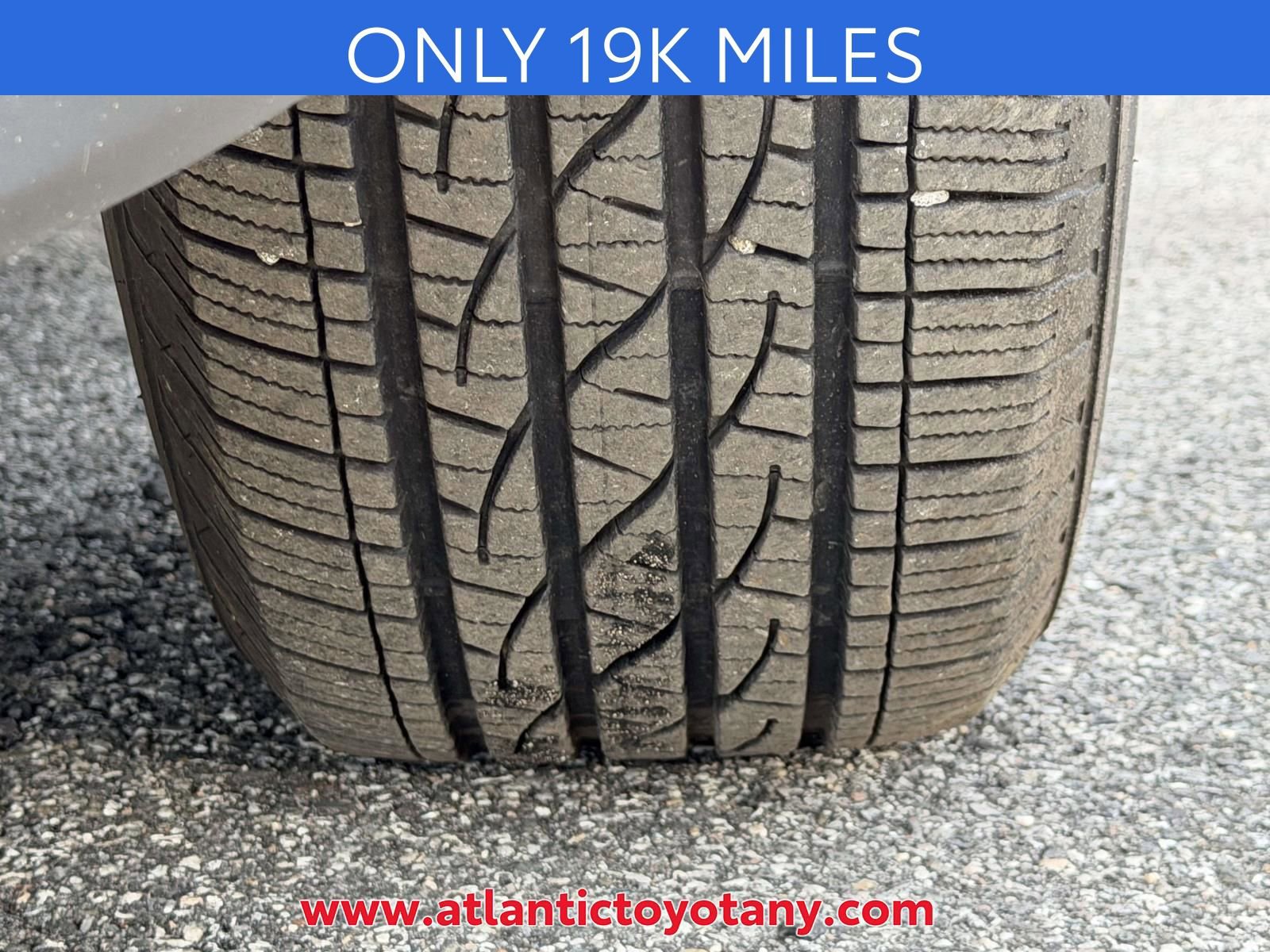 Used 2024 Toyota Tacoma SR5 AWD/4WD image 38