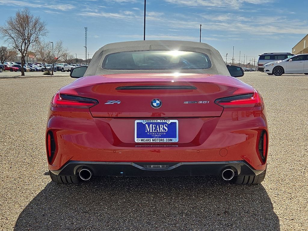 Used 2026 BMW Z4 sDrive30i image 4
