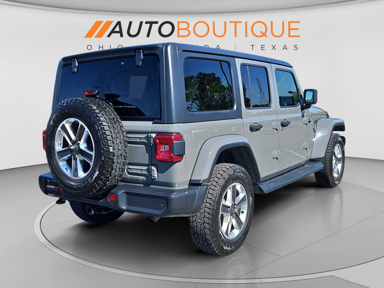 Used 2020 Jeep Wrangler Unlimited Sahara AWD/4WD image 5