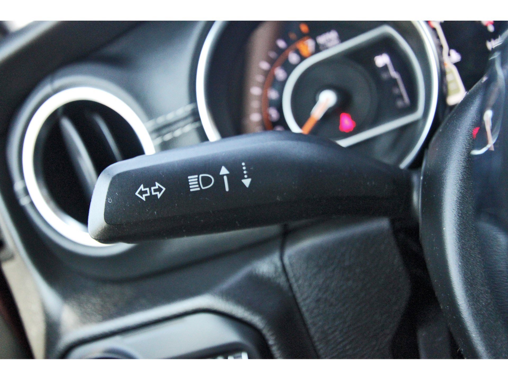 Used 2022 Jeep Wrangler Unlimited Sahara w/ LED Lighting Group image 19