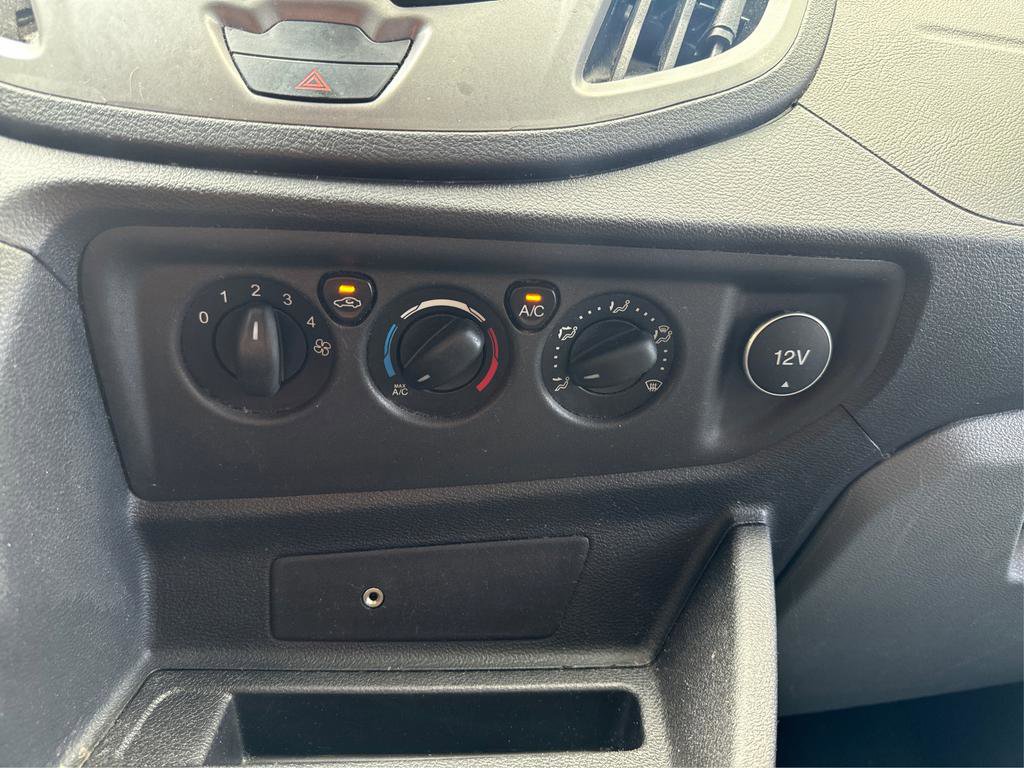 Used 2018 Ford Transit 350 XLT RWD image 24
