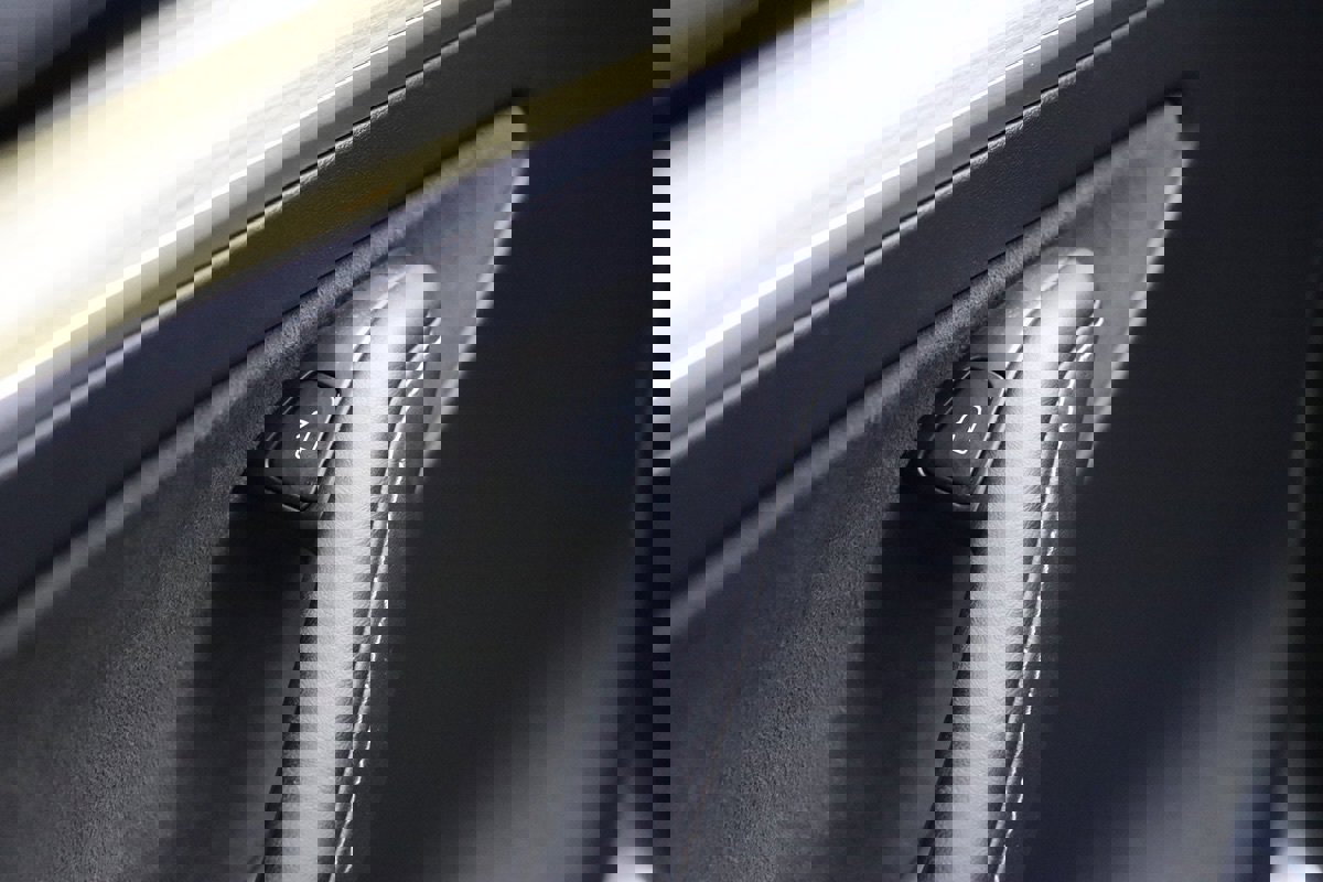 Used 2023 Tesla Model Y Long Range image 37