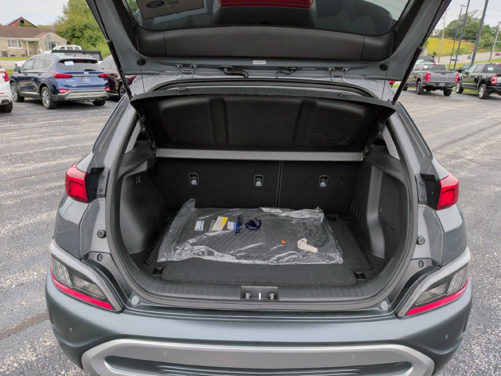 Used 2023 Hyundai Kona Limited AWD/4WD image 32