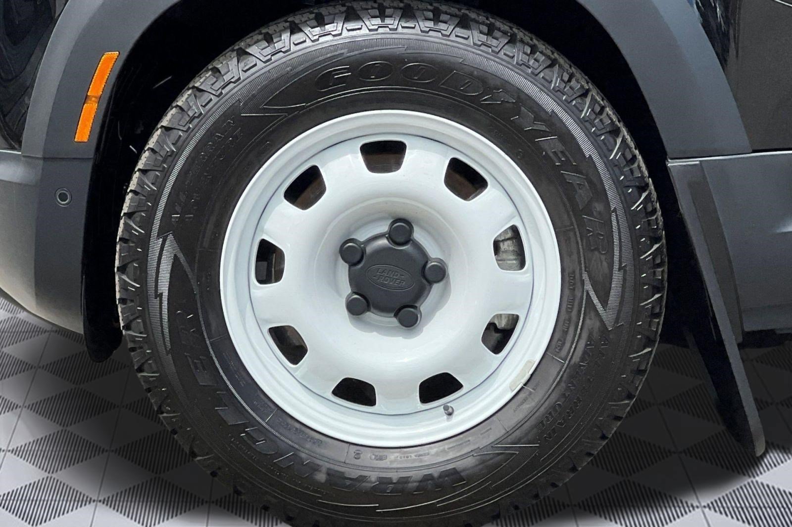 Certified 2024 Land Rover Defender 110 S AWD/4WD image 11