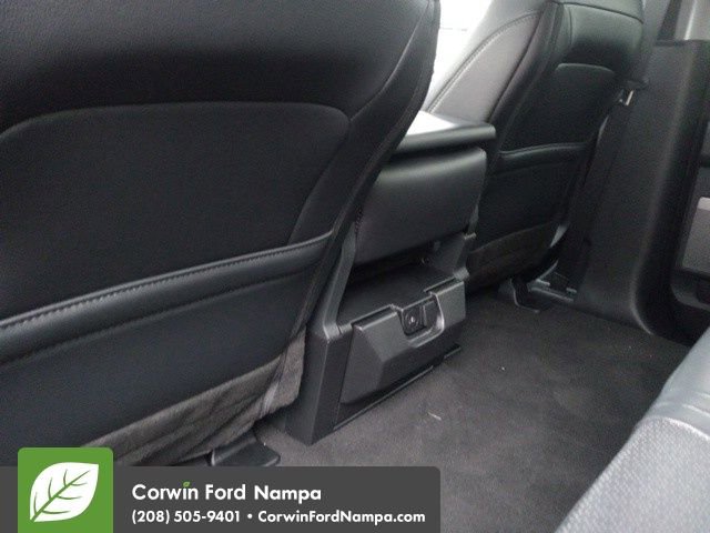 New 2025 Ford F350 Lariat w/ Black Appearance Package image 30