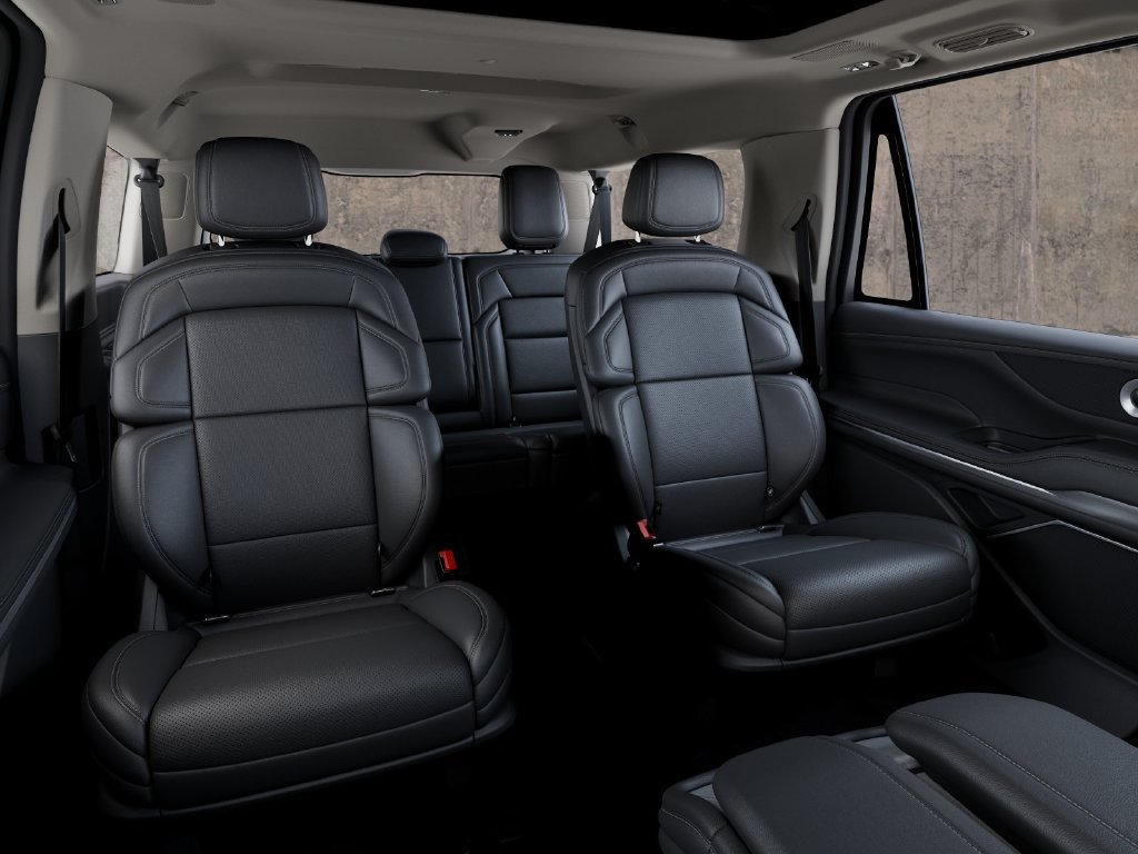 New 2027 Lincoln Navigator L Reserve AWD/4WD image 11