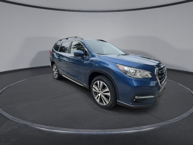 Used 2022 Subaru Ascent Limited w/ Technology Package AWD/4WD image 2