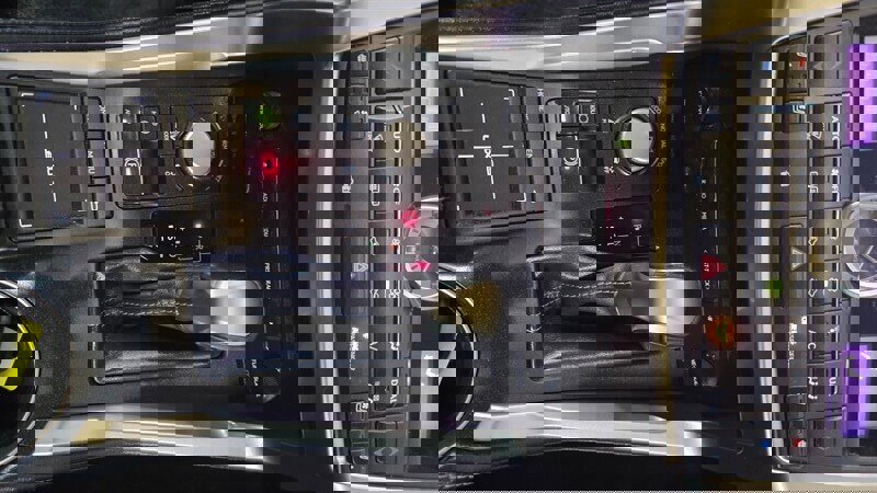 Used 2015 Lexus NX 300h AWD image 18