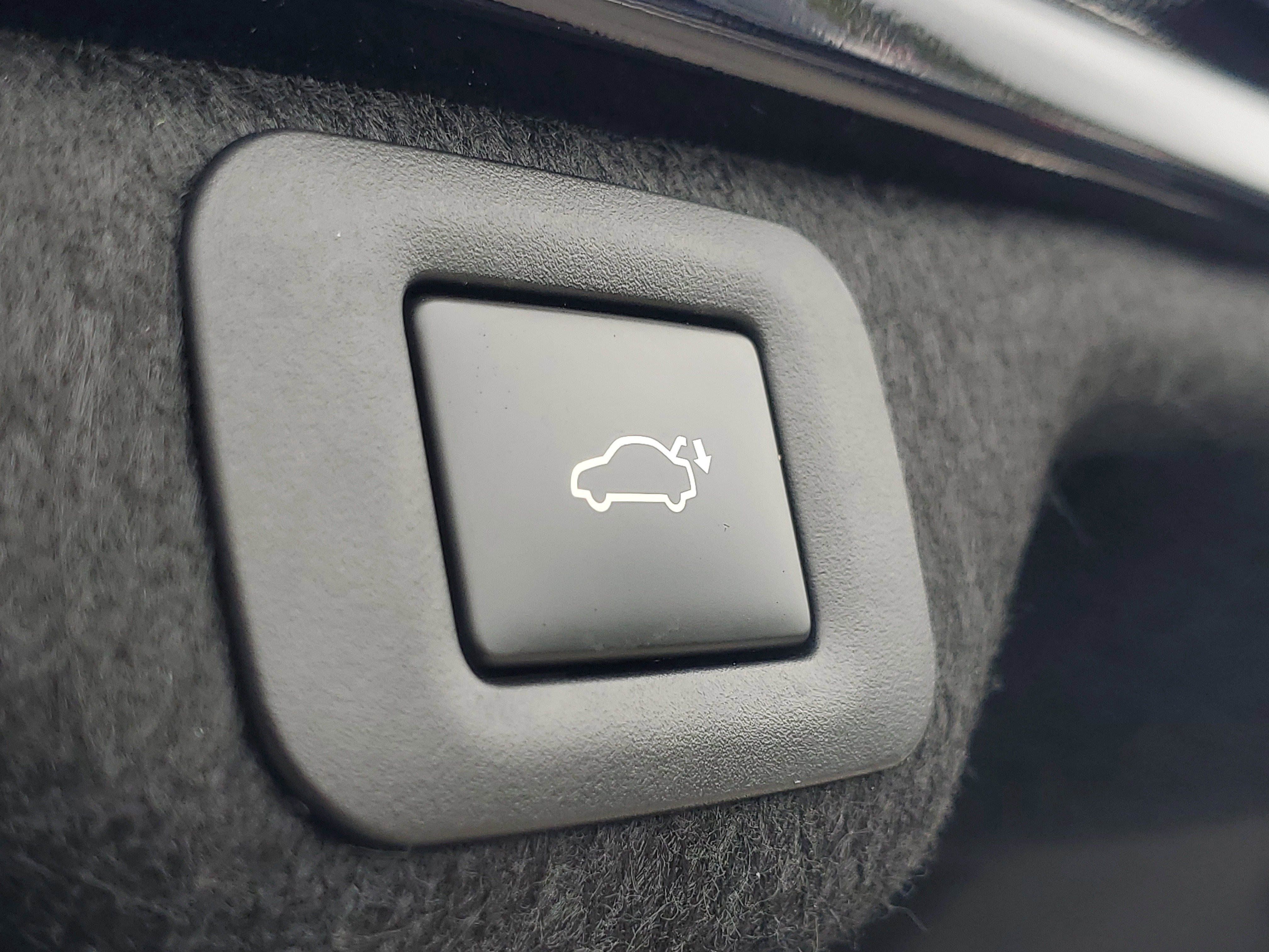 Used 2024 Lexus ES 350 w/ Premium Package image 9