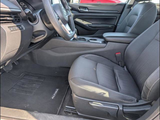 Used 2022 Nissan Altima 2.5 S FWD image 12