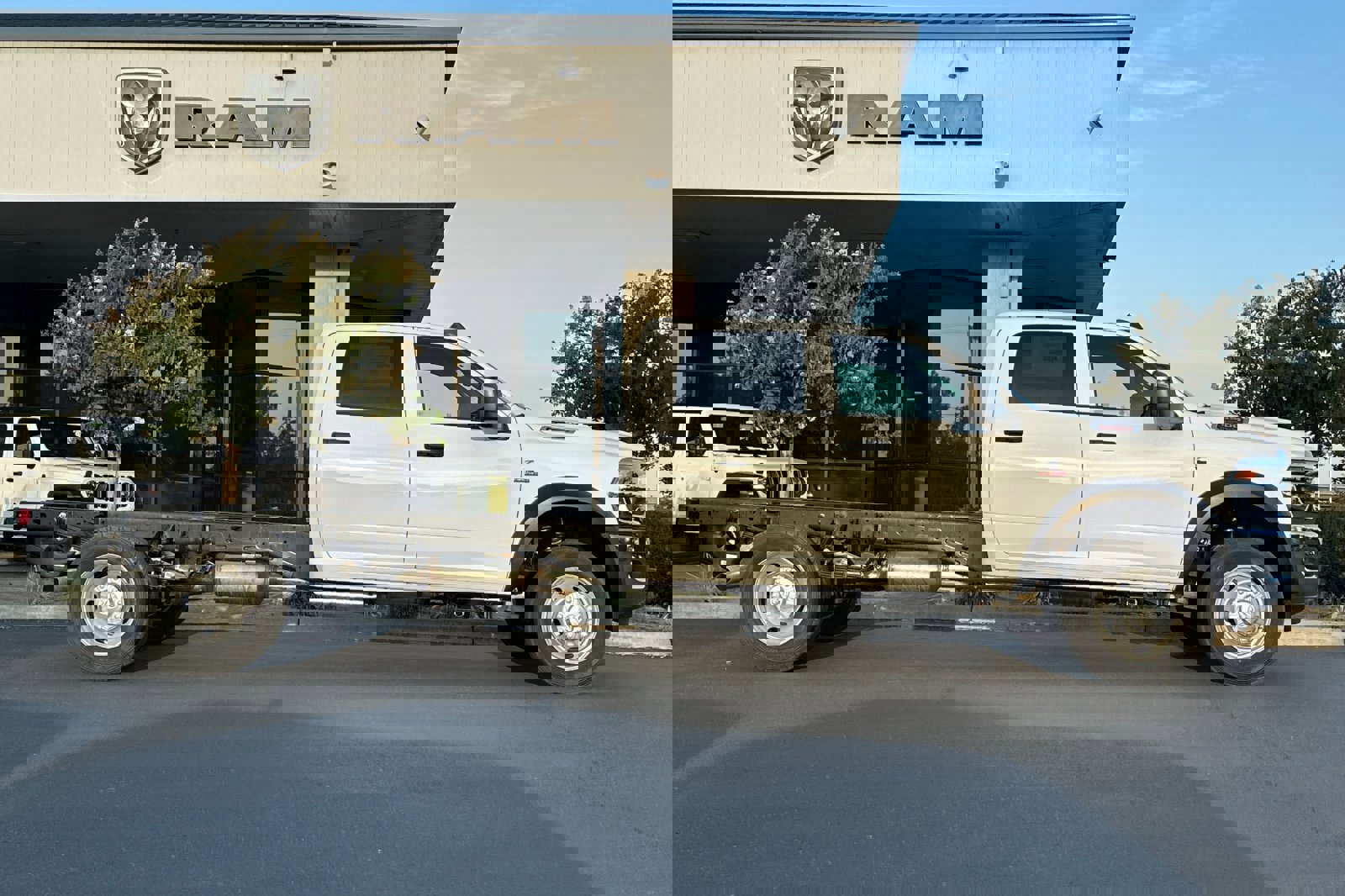 New 2026 RAM 5500 Tradesman w/ Chrome Appearance Group image 3