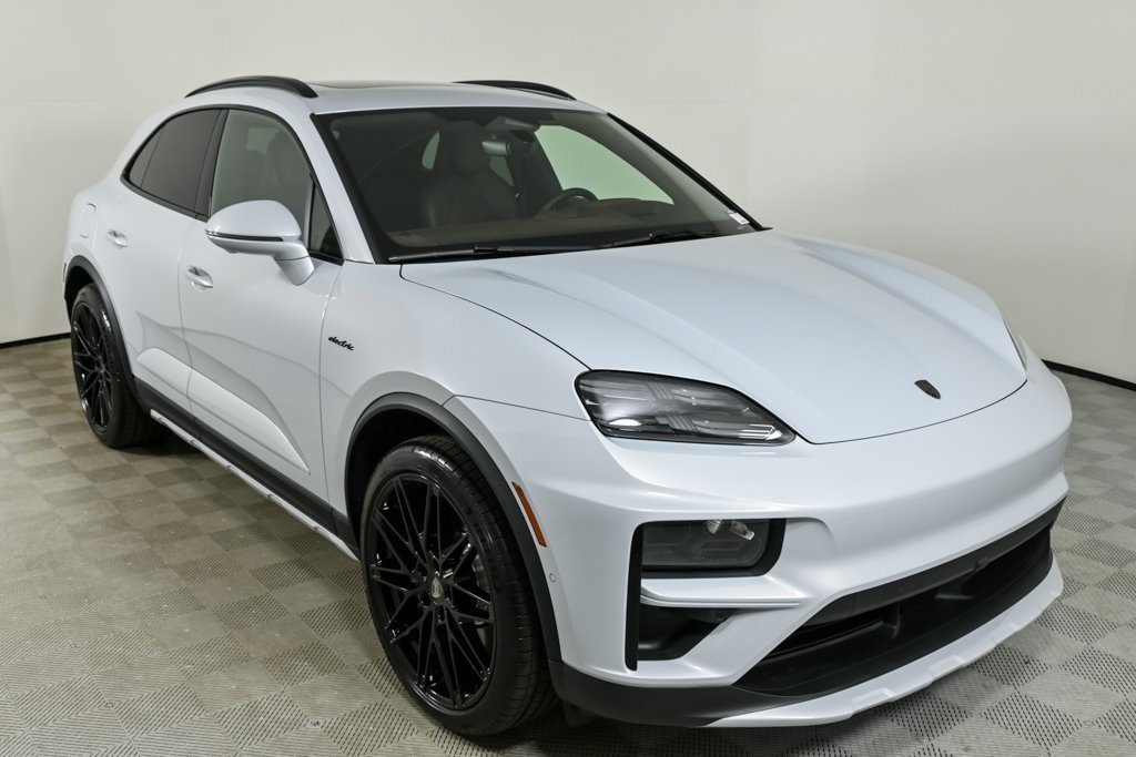 New 2025 Porsche Macan Turbo Electric image 28